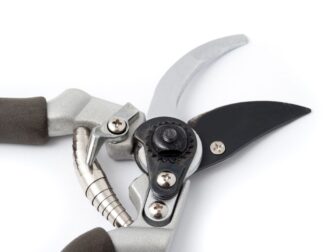 Tree Pruning Tools Comparison: Which One is Right for Your Garden?